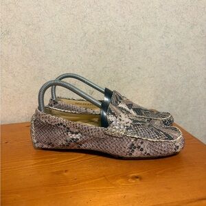 Cole Haan Women's Snake Print Driving Loafers Mocasín Size 6.5